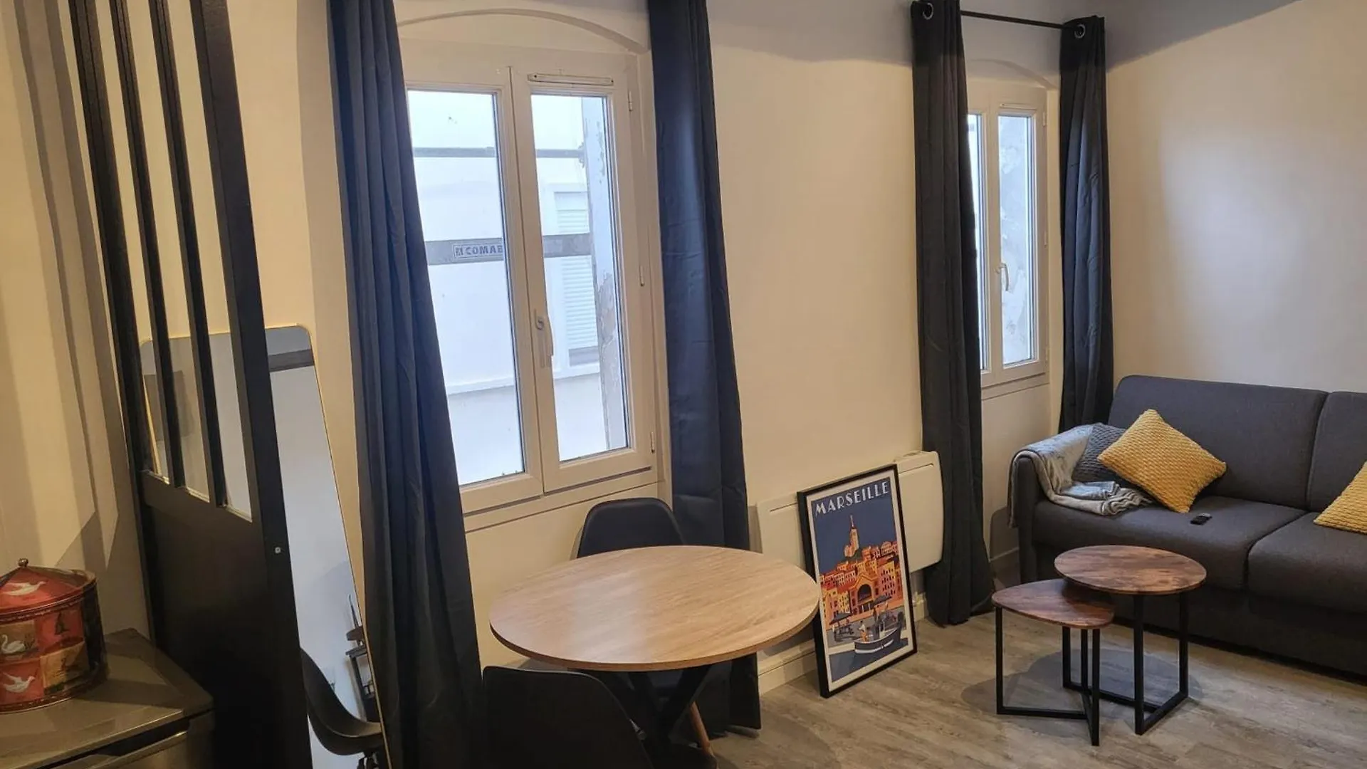 Apartment Beautiful Studio Near The Old Port Marseille France